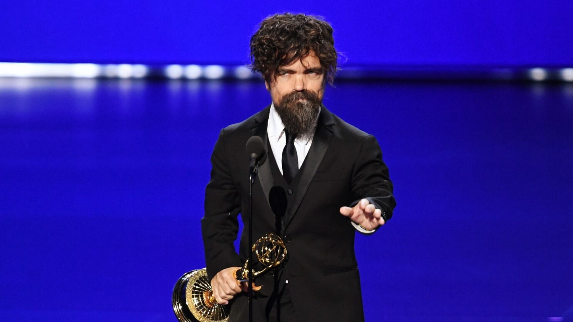 Peter Dinklage said that Disney studio making a remake of Snow White and the Seven Dwarfs is hypocritical (Image via Getty Images/ Kevin Winter)