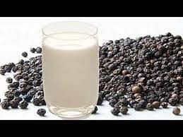 काली मिर्च और दूध के फायदे (फोटो - myupchar)