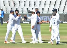 "The match is on a knife's edge" - Aakash Chopra says India need to take a lead of 200 runs in the 3rd Test vs South Africa