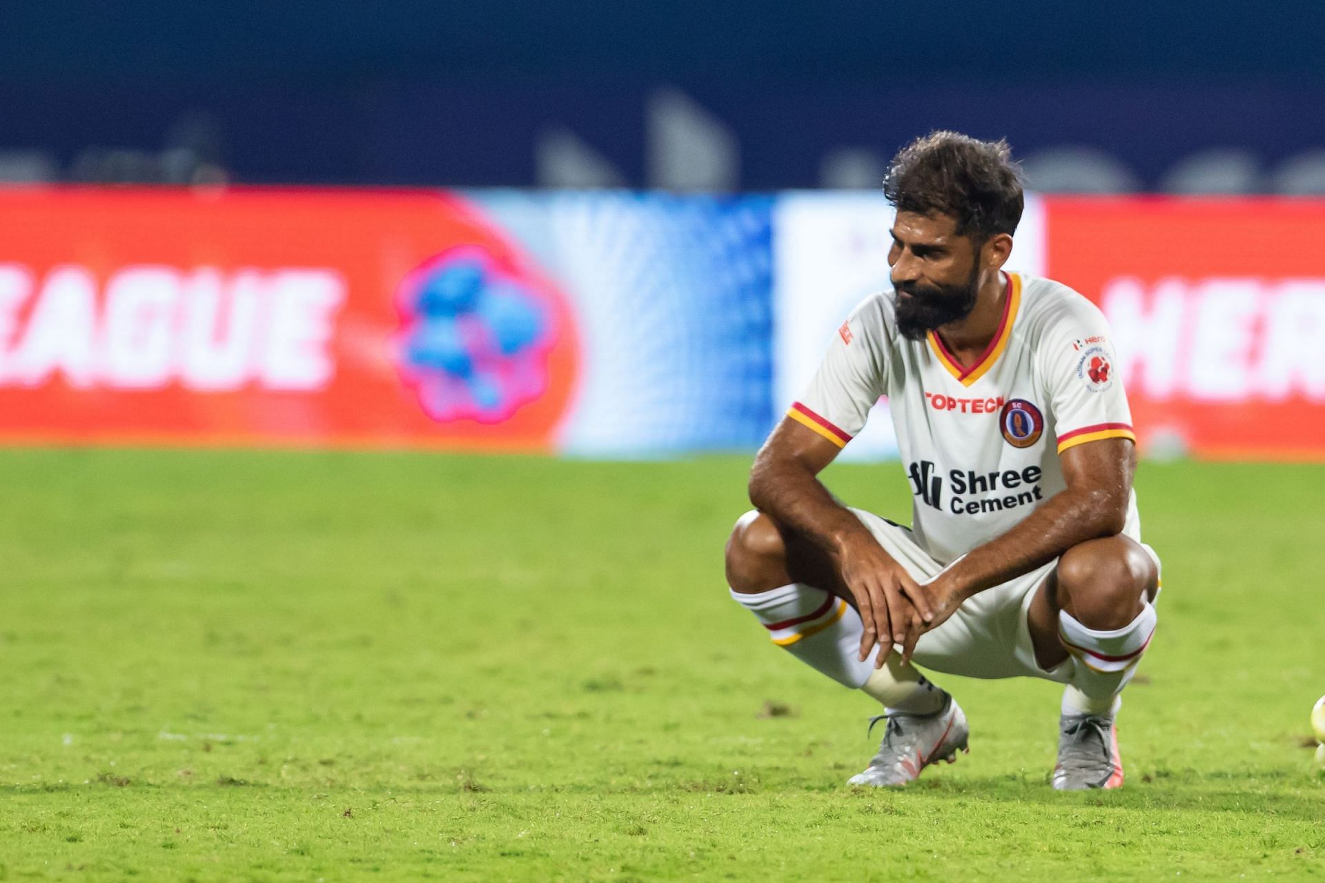 SCEB&#039;s Balwant Singh looks dejected after the game. [Credits: ISL]