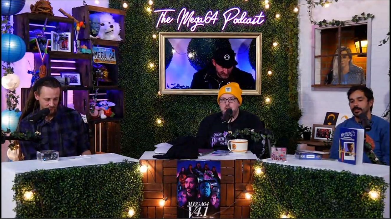 Mega64 Christmas Cast 2022 Turn That Thing Off!": Hosts Of Mega64 Podcast Hilariously Panic After  Playing With Mysterious Gift