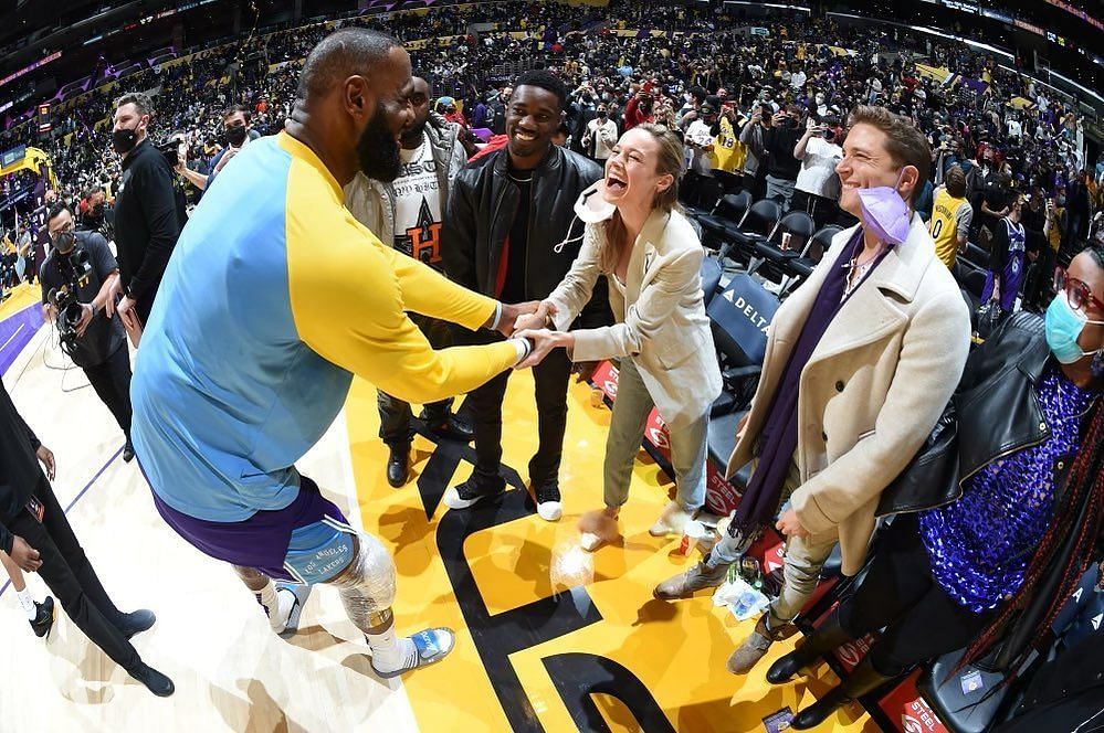 LeBron James meeting Brie Larson at the Lakers-Blazers game. (Photo Courtesy of @brielarson/Instagram)