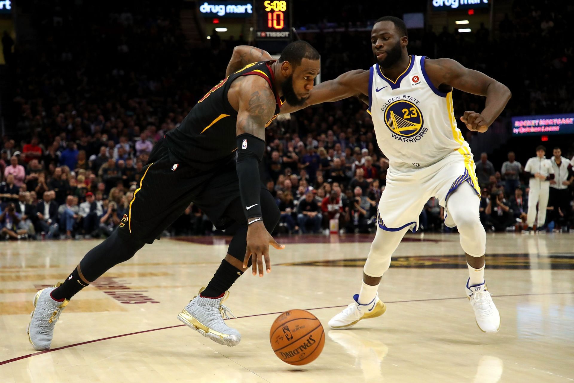 Draymond Green defends against LeBron James during the 2018 NBA Finals - Game Three Enter caption Draymond Green shows Lebron James some love Enter caption