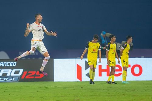 SC East Bengal's Amir Dervisevic scored from a free-kick against Hyderabad FC in their last meeting (Image Courtesy: ISL)