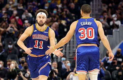  Thompson and  Curry combined for 39 points in the Dubs' 102-86 win over the Detroit Pistons