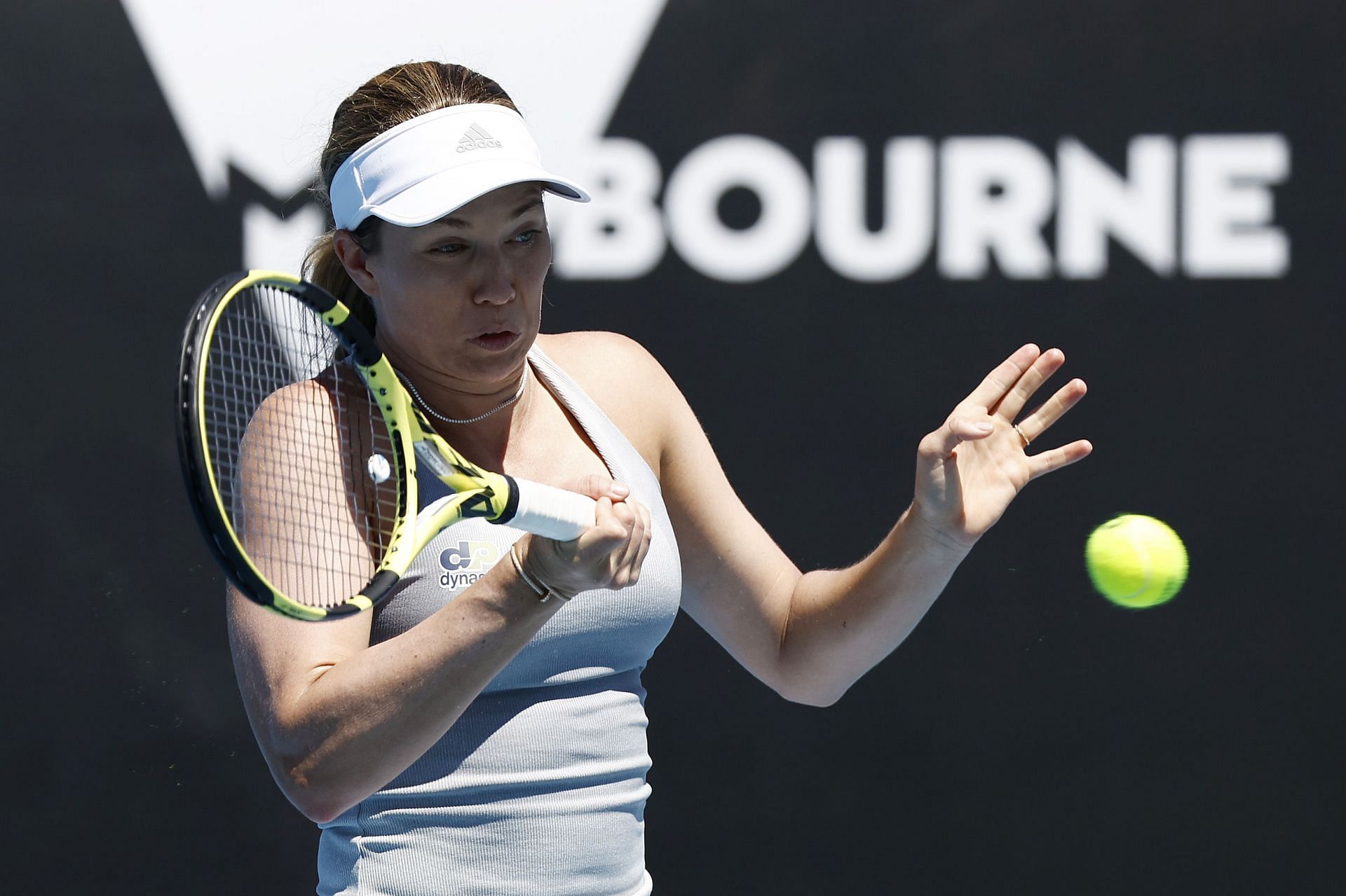 Danielle Collins in action at 2022 Australian Open