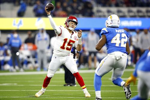 Kansas City Chiefs v Los Angeles Chargers Tom Brady and Patrick Mahomes (Image Credit: EA Sports)