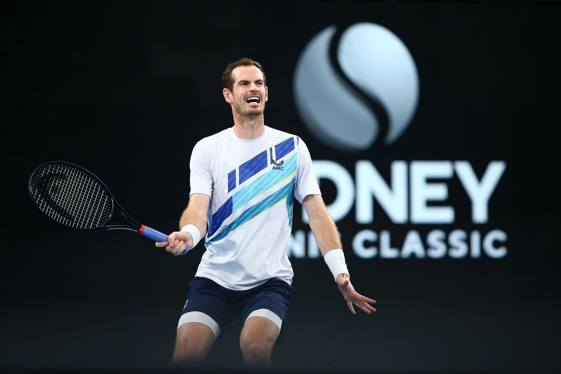 Andy Murray reached the final of the Sydney International