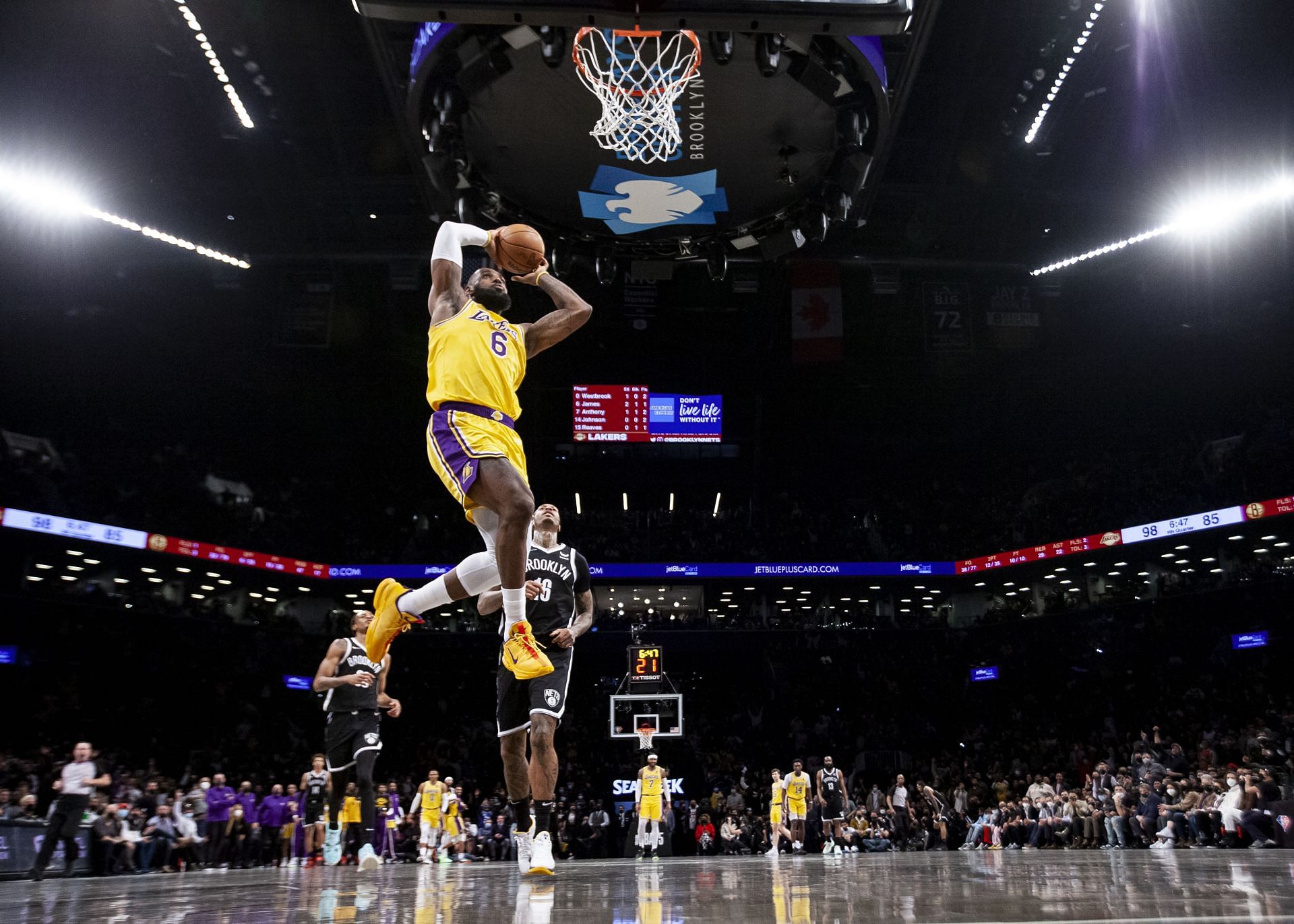 LeBron James with a fabulous dunk for the LA Lakers against the Brooklyn Nets