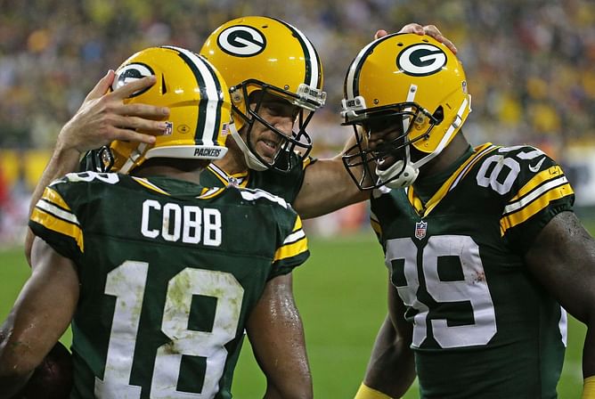 Aaron Rodgers gets huge injury boost on offense ahead of 49ers clash