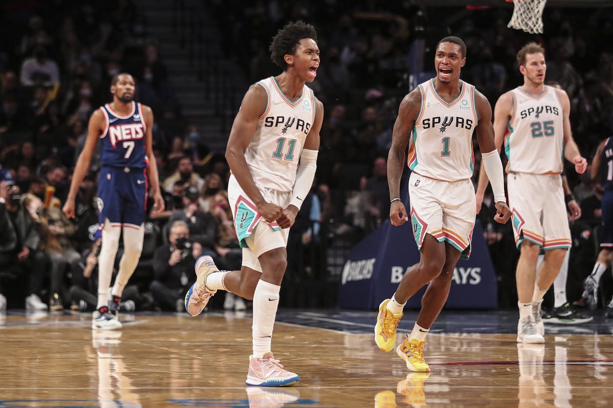 The young and undermanned San Antonio Spurs just came up short against the Brooklyn Nets. [Photo: Pounding the Rock]