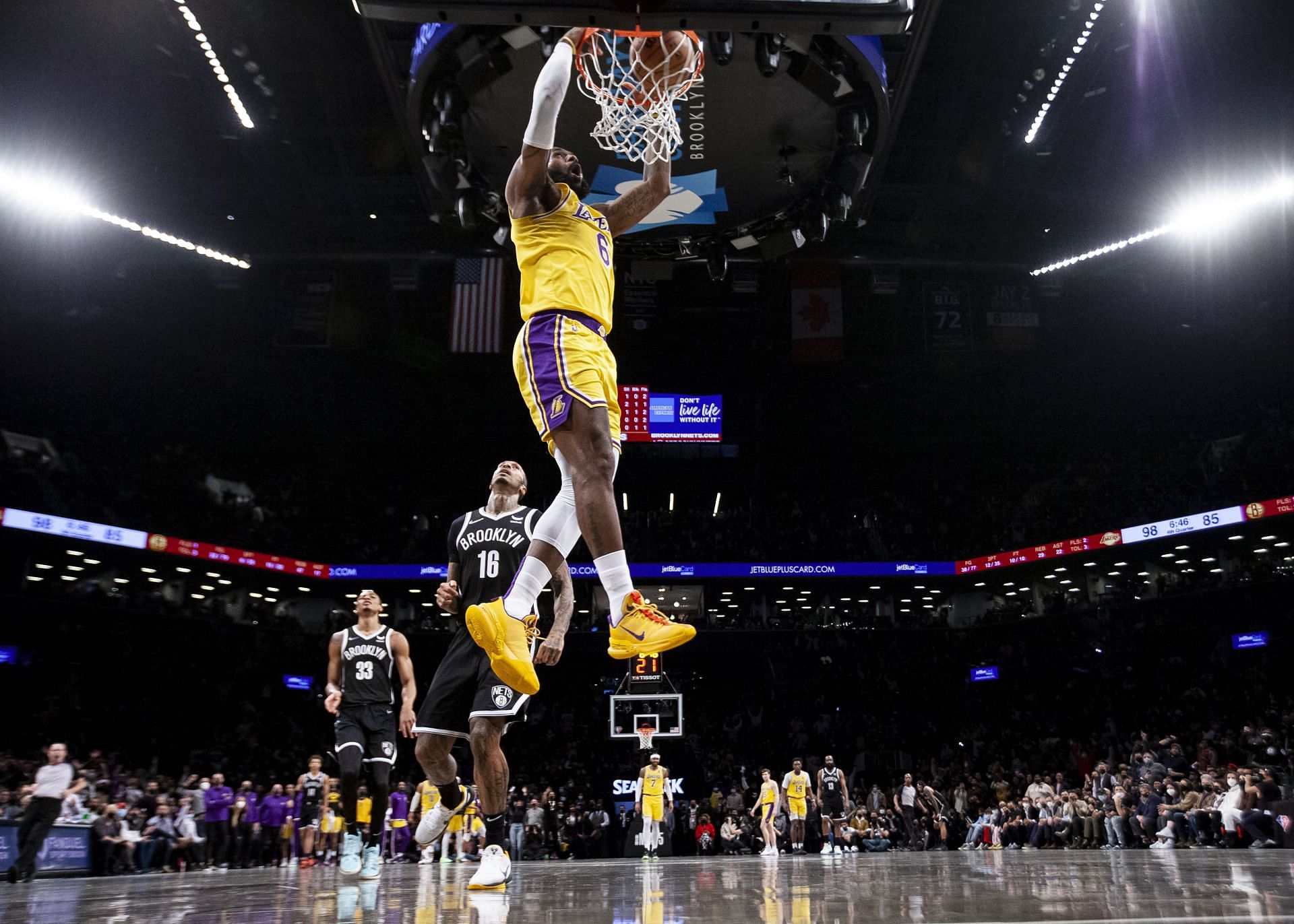 Los Angeles Lakers v Brooklyn Nets