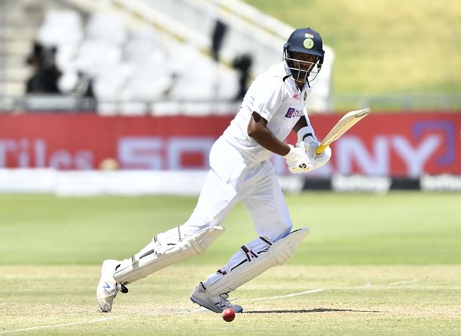 "No one was asking you to score runs" - Aakash Chopra disappointed with the Indian lower-order batters' dismissals in the 3rd Test vs South Africa