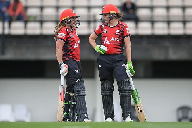 CM-W vs AH-W Dream11 Prediction: Fantasy Cricket Tips, Today's Playing 11 and Pitch Report for Women’s Super Smash 2021-22, Match 25