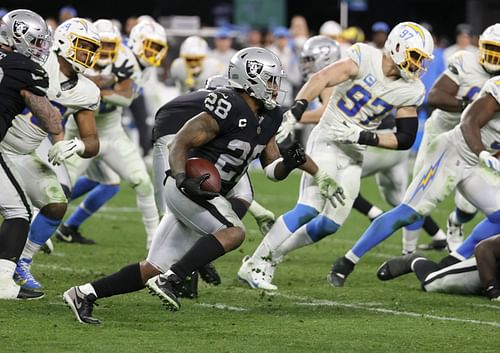 Los Angeles Chargers v Las Vegas Raiders