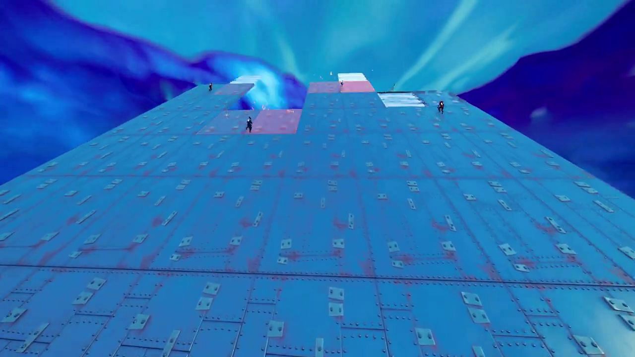 Lachlan and his teammates built a sky base using armored walls (Image via YouTube/Lachlan)