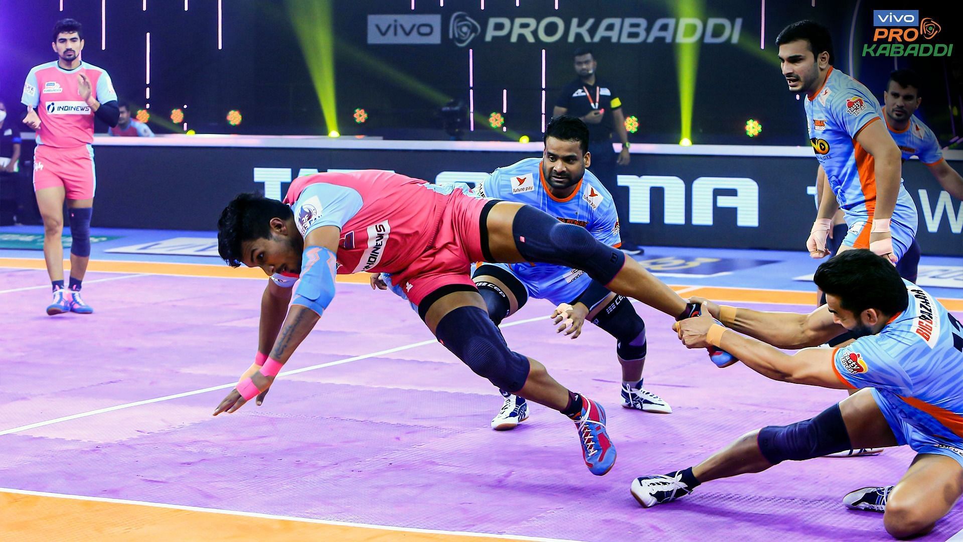 Arjun Deshwal scored a Super 10 but the Pink Panthers suffered a big defeat (Image: Pro Kabaddi/Facebook)