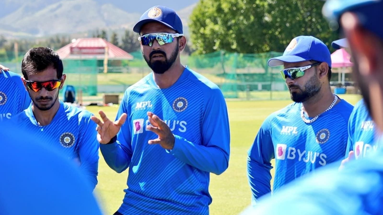 KL Rahul briefs Team India ahead of the first ODI vs. South Africa