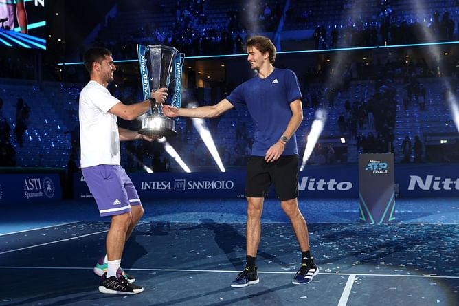 Novak Djokovic set to drop 2,000 ranking points, will lose the No. 1 spot to Medvedev or Zverev if either wins Australian Open