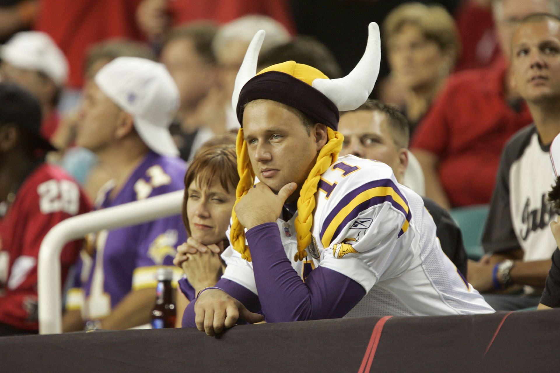 Upset fans of the Minnesota Vikings seen in 2005 (Photo: Getty)