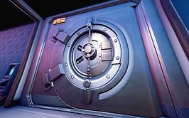 Fortnite YouTuber discovers how to enter the vault without opening it at all