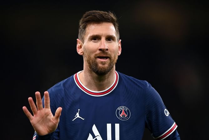 Is Lionel Messi playing for PSG against Nice tonight?