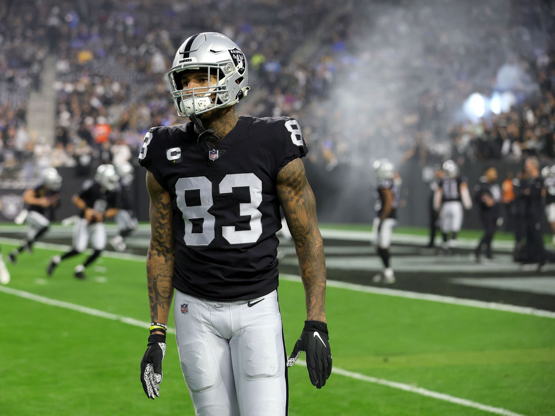 Las Vegas Raiders tight end Darren Waller