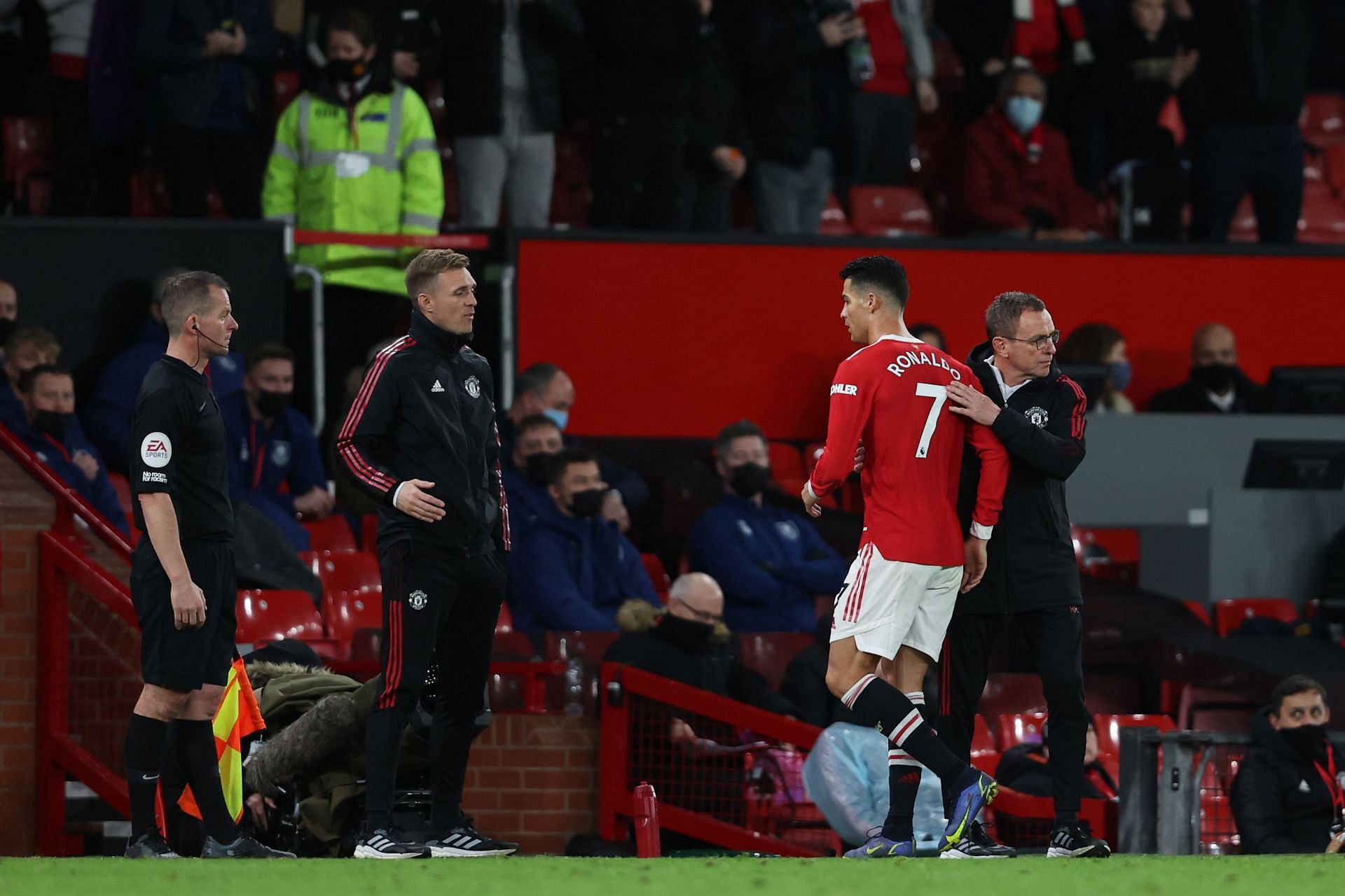 Manchester United vs Burnley - 2021-22 Premier League