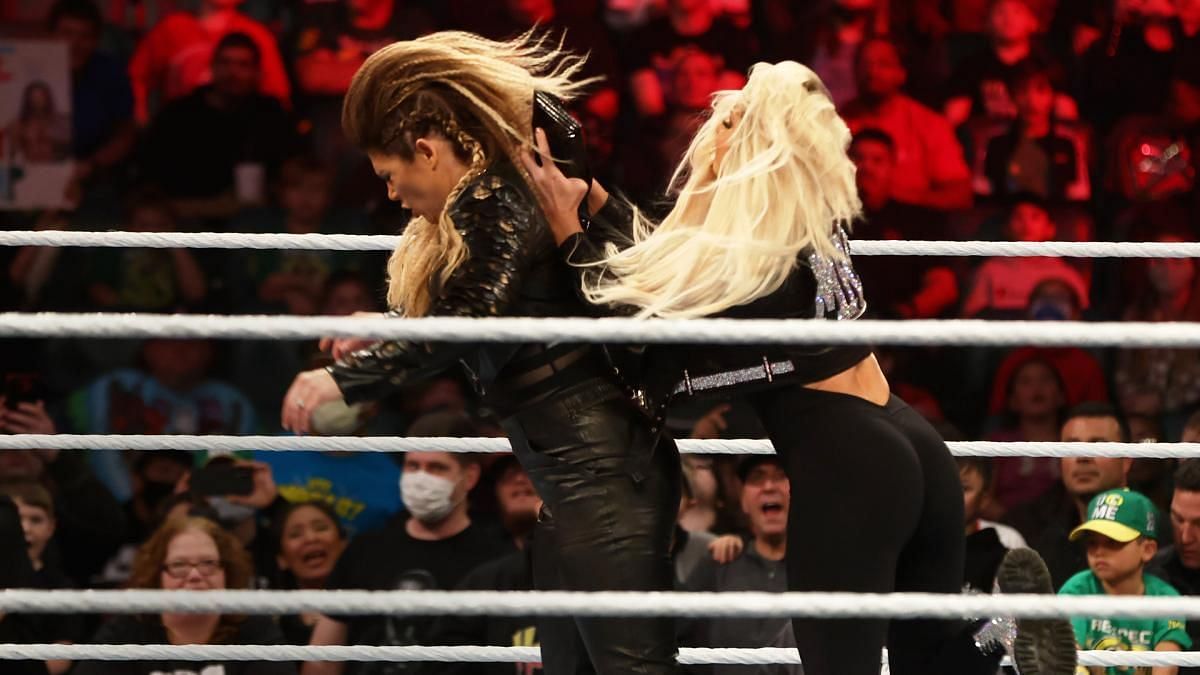 Maryse hits WWE Hall of Famer with a purse that contained a brick on WWE RAW