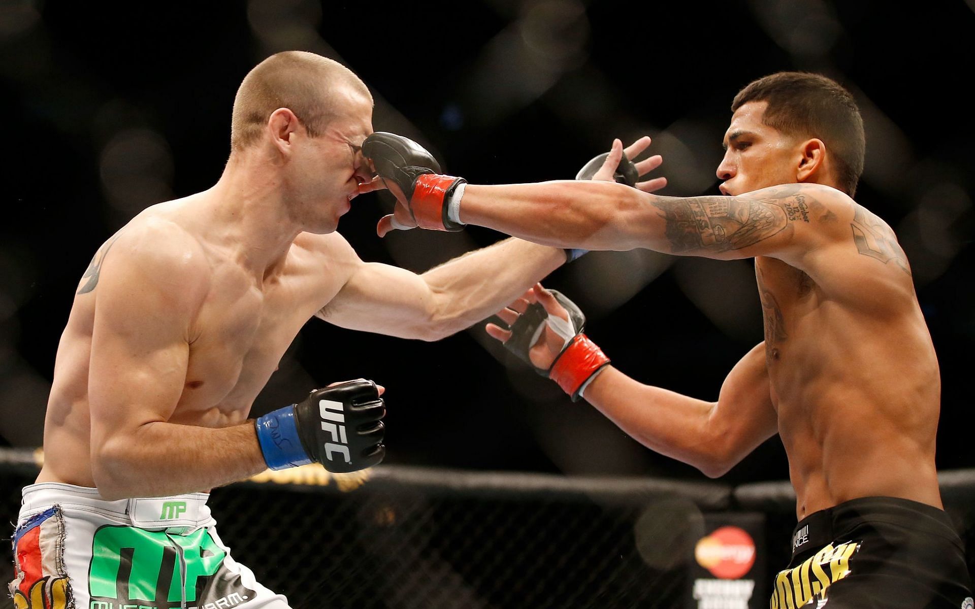 Cerrone and Pettis in action at UFC on FOX 6