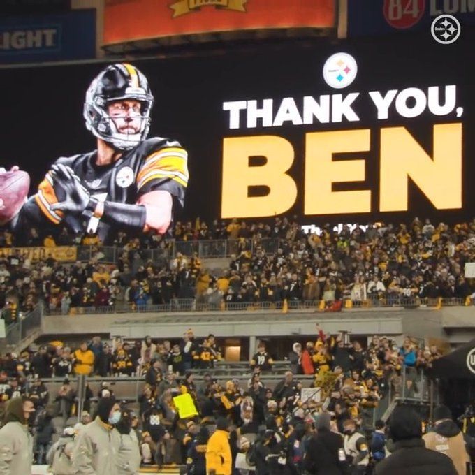 Ben Roethlisberger: Fans, players pay tribute in last home game