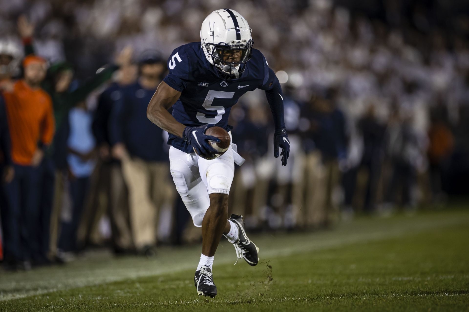 Is Penn State WR Jahan Dotson a guaranteed first-round pick in 2022 NFL  Draft?