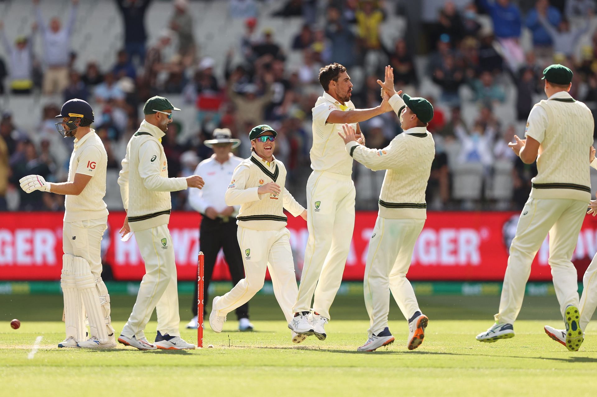 Australia vs England - 3rd Test: Day 2