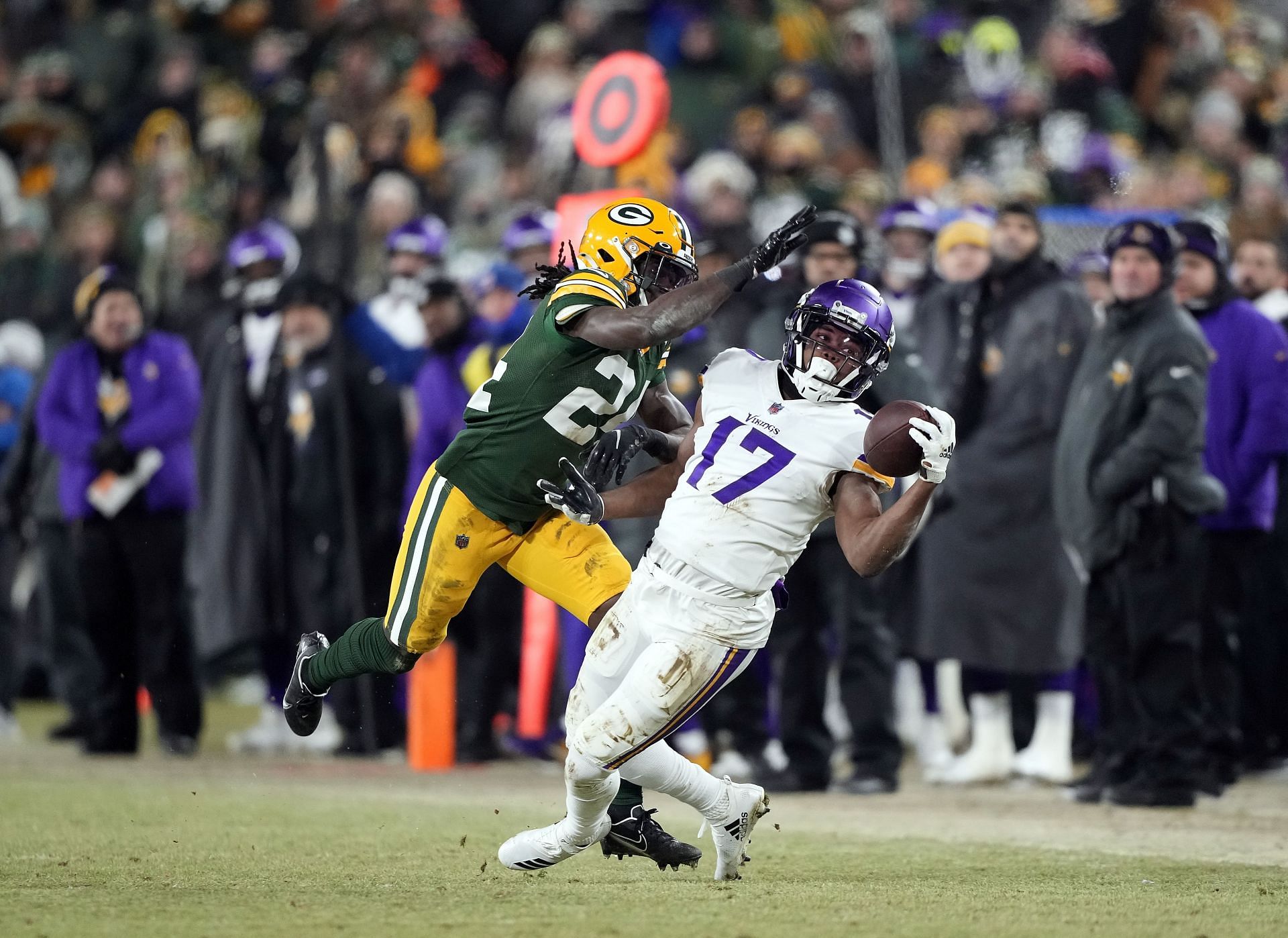 Minnesota Vikings v Green Bay Packers