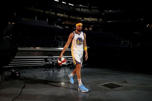 Golden State Warriors Media Day; Sept. 27, 2021 - Klay dribbles the ball around