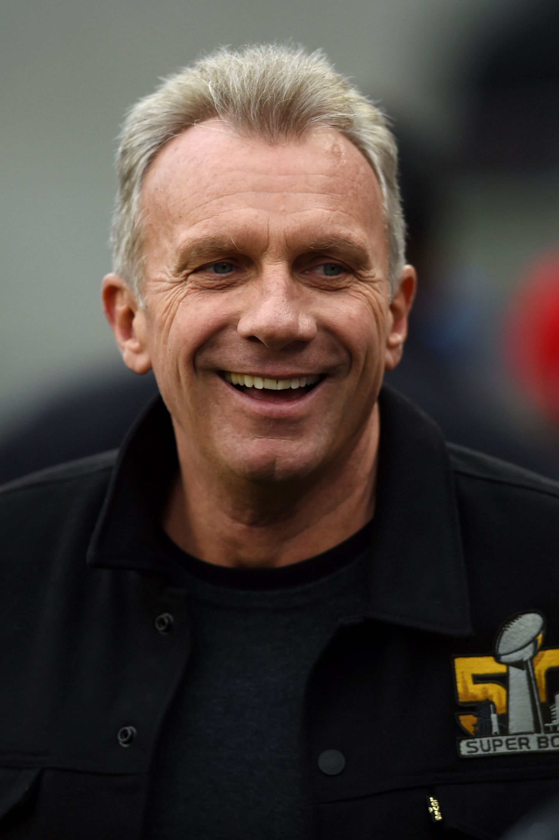 Joe Montana inflicted a painful playoff on the Dallas Cowboys