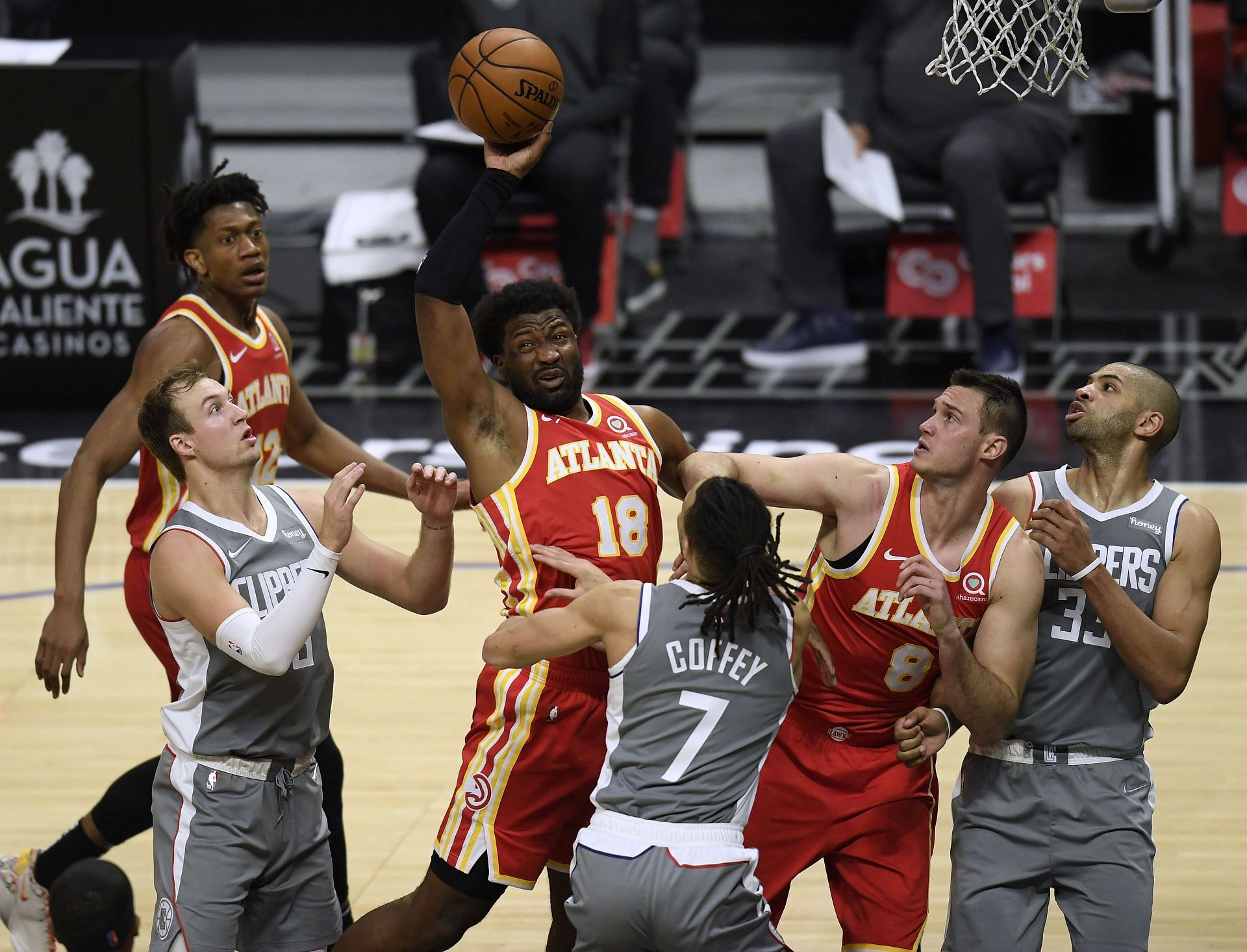 Atlanta Hawks v Los Angeles Clippers