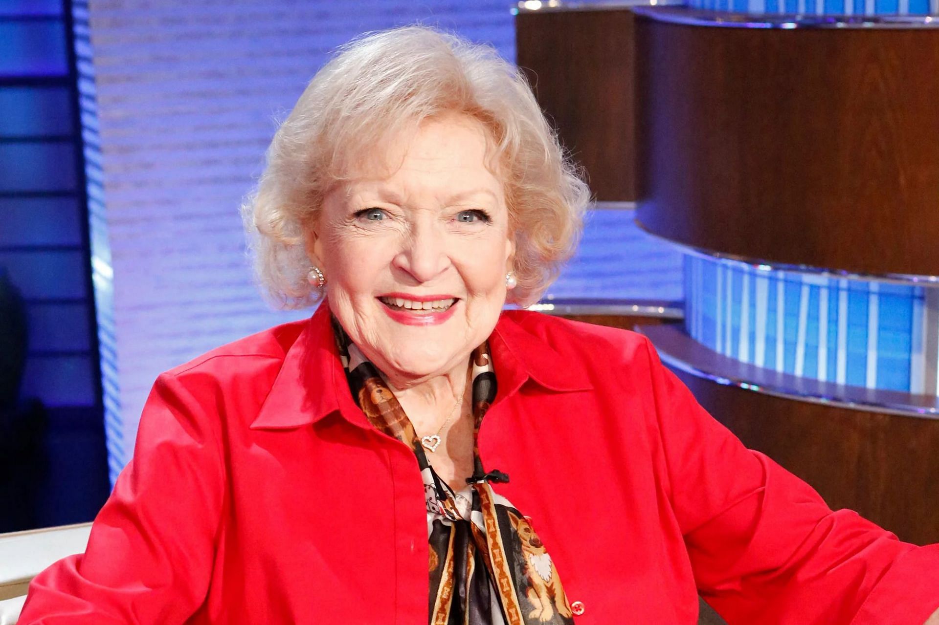 The late icon, Betty White, passed away at 99 (Image via Kelsey McNeal/Walt Disney Pictures/ Getty Images)