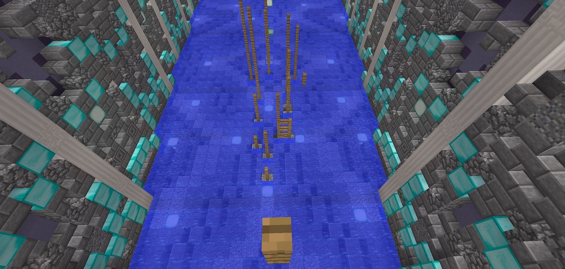 Snapcraft offers a huge variety of game modes, including parkour (Image via Mojang)