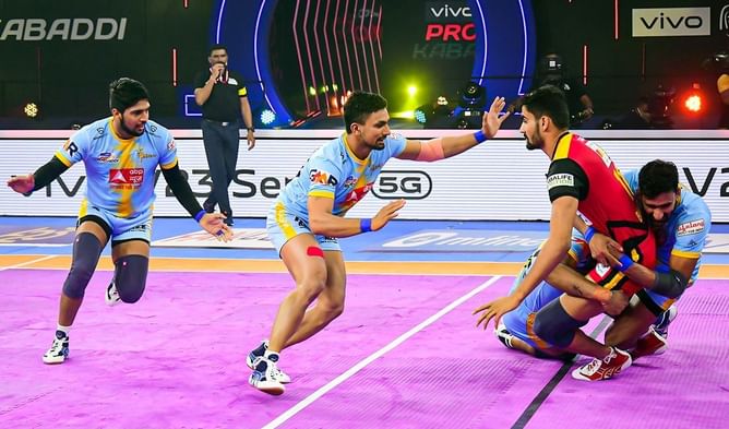 "You guys will not get a chance to say that the team entirely relies on Pawan"- Bengaluru Bulls coach Randhir Sehrawat praises Bharat