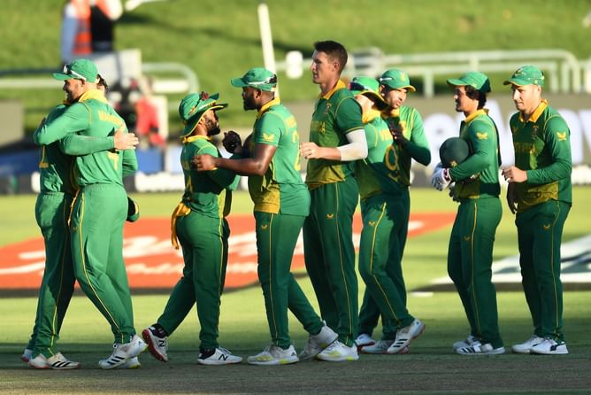 3 Hits and 2 Flops as South Africa win the 3rd ODI against India