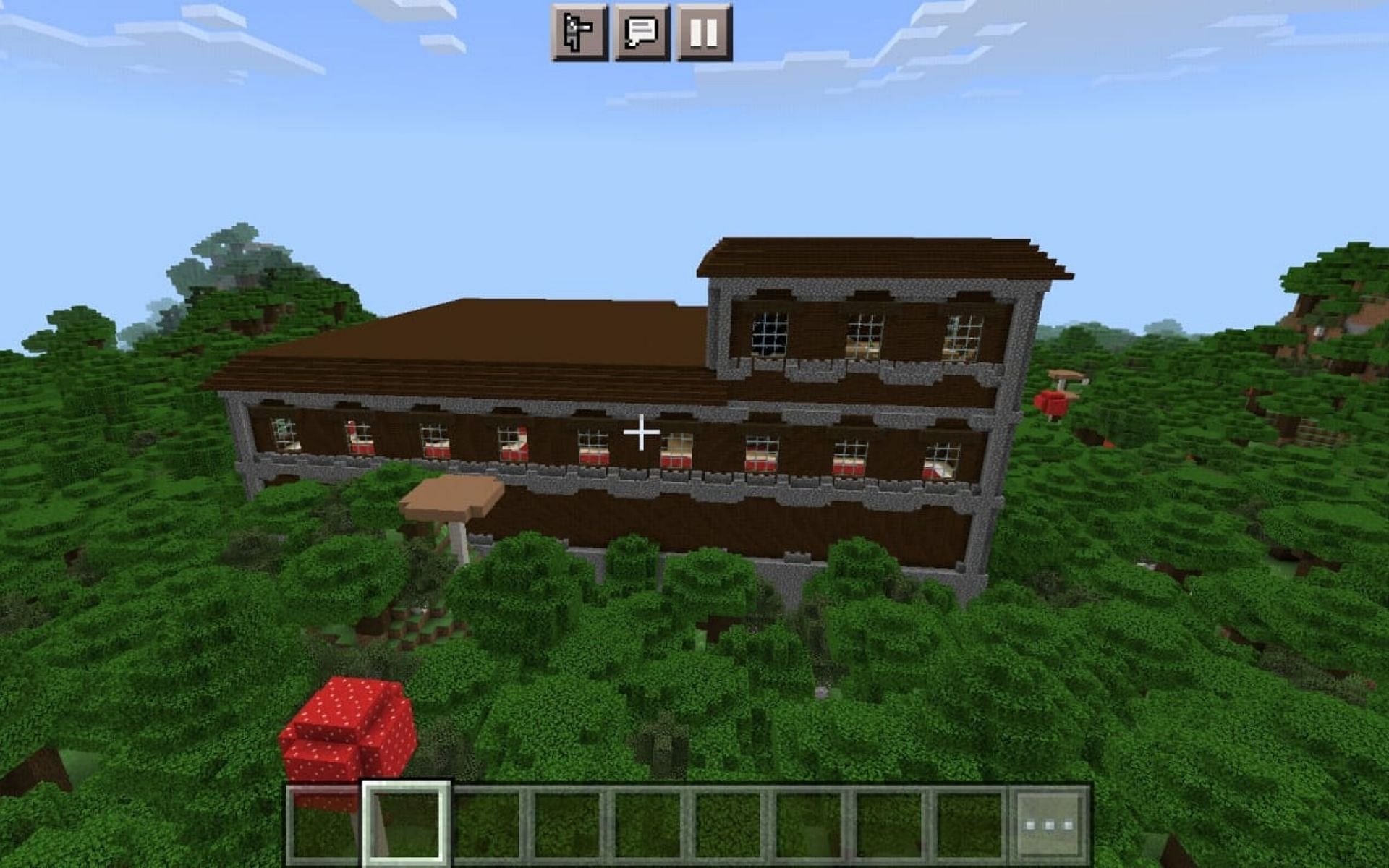 Mansion with a secret room that holds a Diamond block (Image via Minecraft)