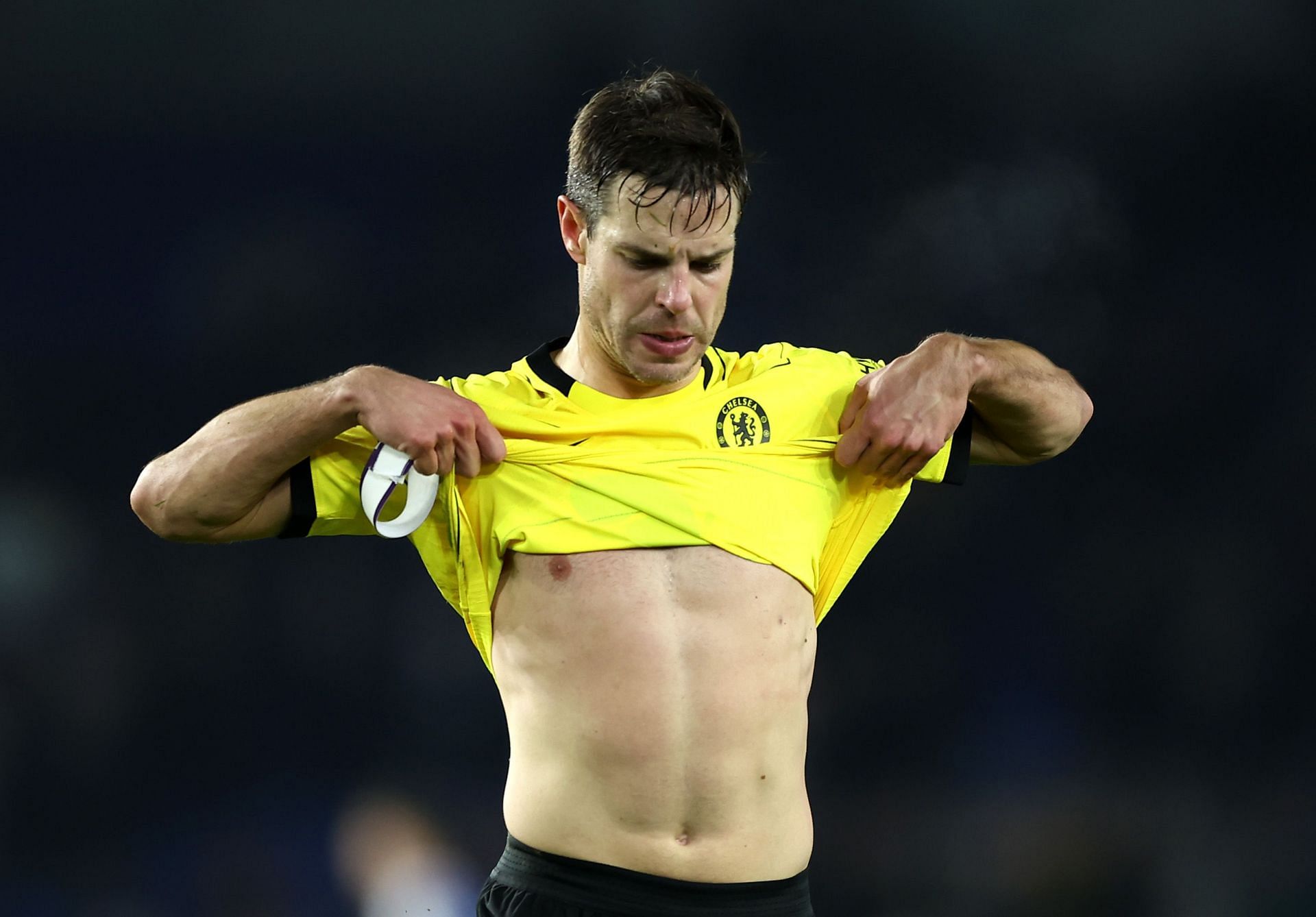 C&eacute;sar Azpilicueta is dejected after Chelsea&#039;s draw at Brighton.