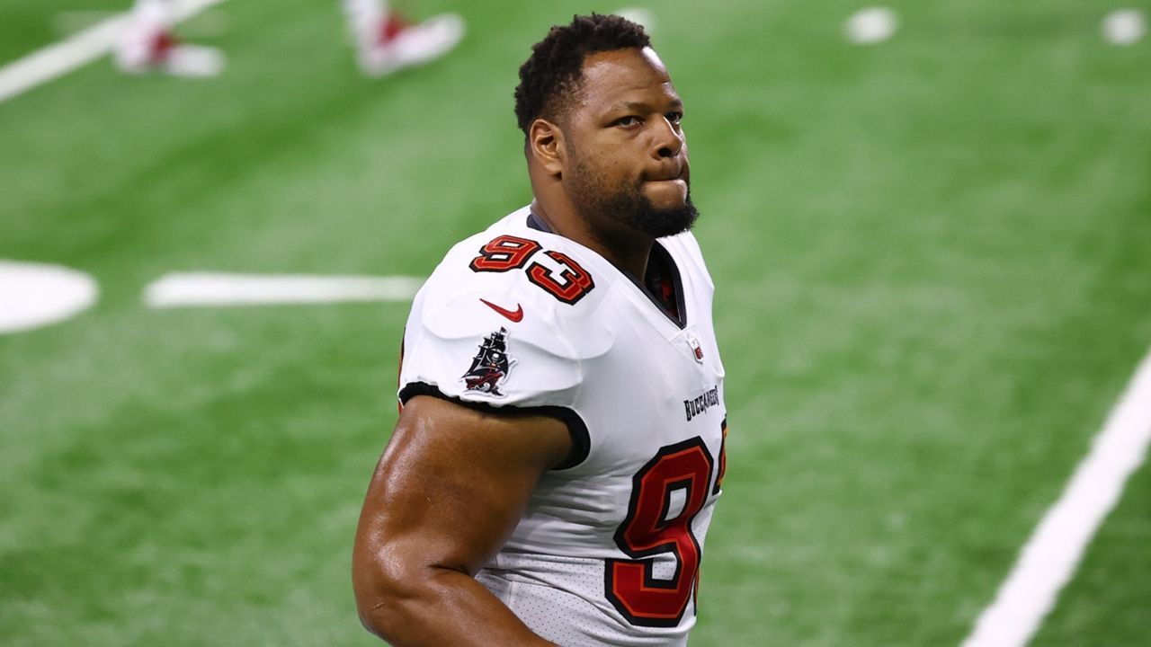 Tampa Bay Buccaneers Ndamukong Suh