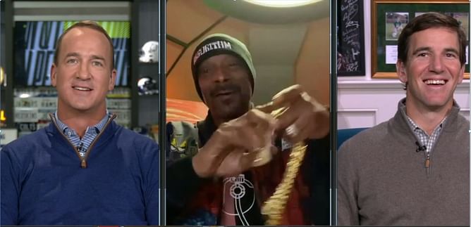 WATCH: Eli Manning shows off new bling he received from Snoop Dogg