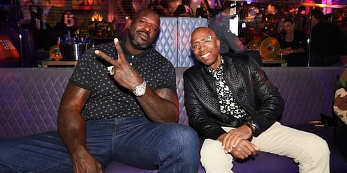 Kenny Smith, left, caught Shaquille O'Neal's ire for interrupting the latter's halftime breakdown of the Memphis Grizzlies vs Chicago Bulls game Monday. [Photo: CNET] The Memphis Grizzlies are going to be a serious problem in the NBA this season. [Photo: Grizzlies Bear Blues]