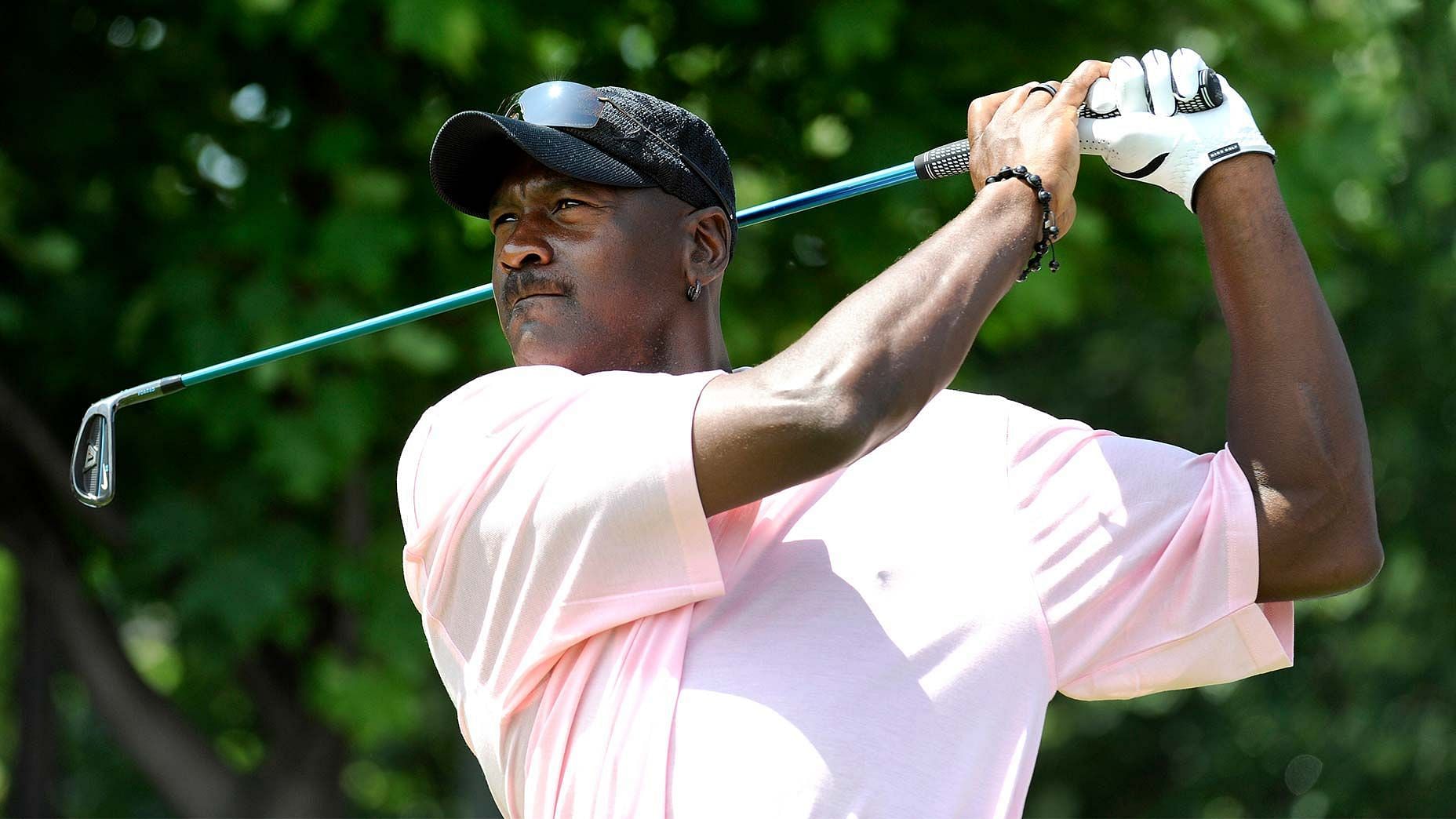 Michael Jordan playing golf [Source: golf.com]