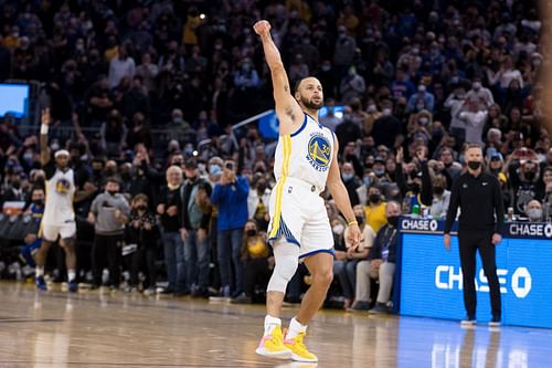 Steph Curry drained the winning shot against the Houston Rockets. [Photo: USA Today]