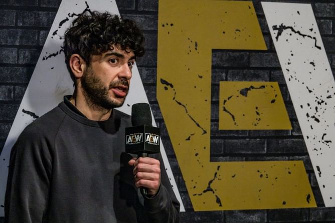 "AEW's hotter than hell" - WWE legend lavishes major praise on Tony Khan
