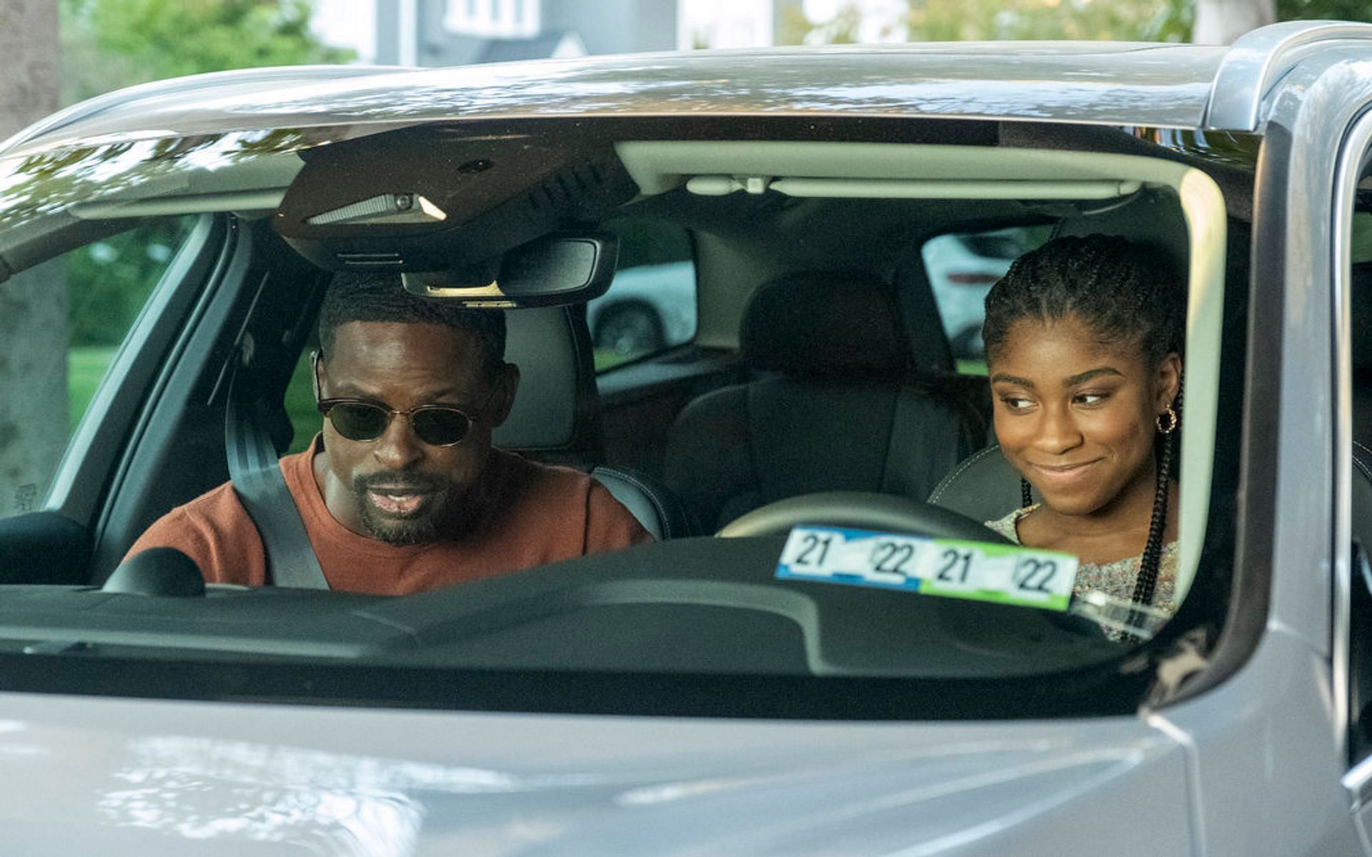 Still from NBC&#039;s This Is Us Season 6 Episode 3 - Randall and Deja (Image via NBC)